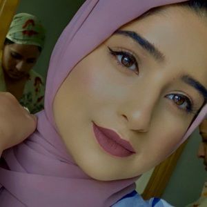 Meet your Posher, Uzma